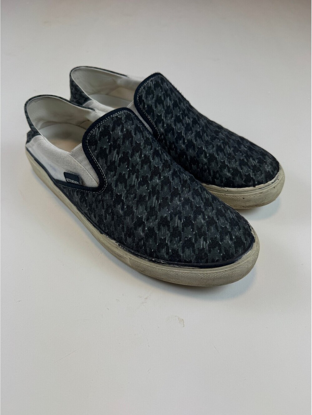 Vetements Convertible Sneakers